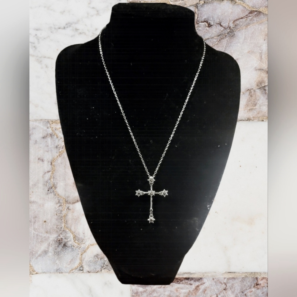 925 Sterling Silver Vintage Marcasite Cross Pendant